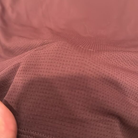 Men’s Lululemon Army colab running tee size L Burgundy rare mesh back and pits - Picture 9 of 9